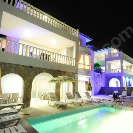 Rainbow Villas Excellent Luxury * ألانيا